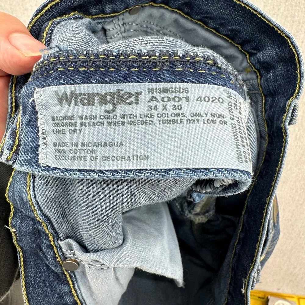 Wrangler George Strait Jeans Mens 34x30 Blue Medium Wash Cowboy‎ FLAWED